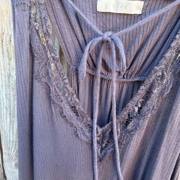 Lush camisole tank size xs - Picture 3 of 9